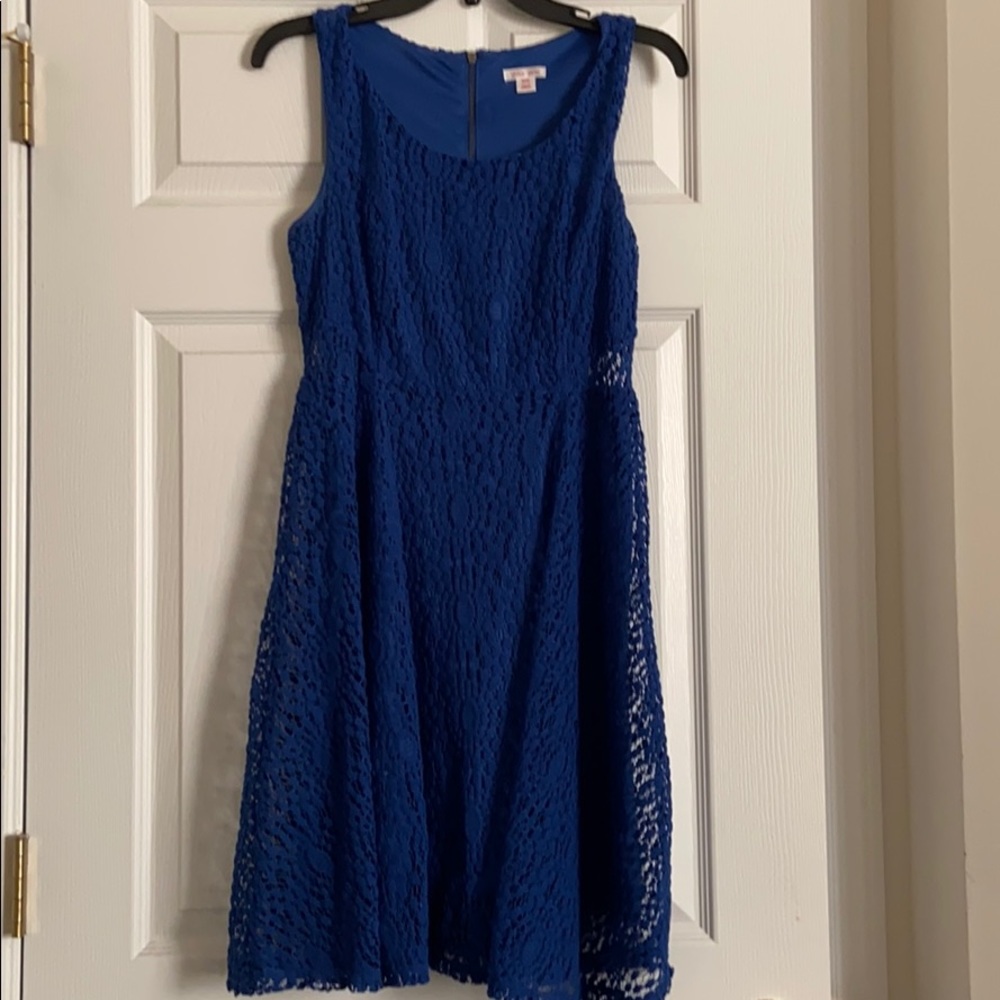 Girl’s dress